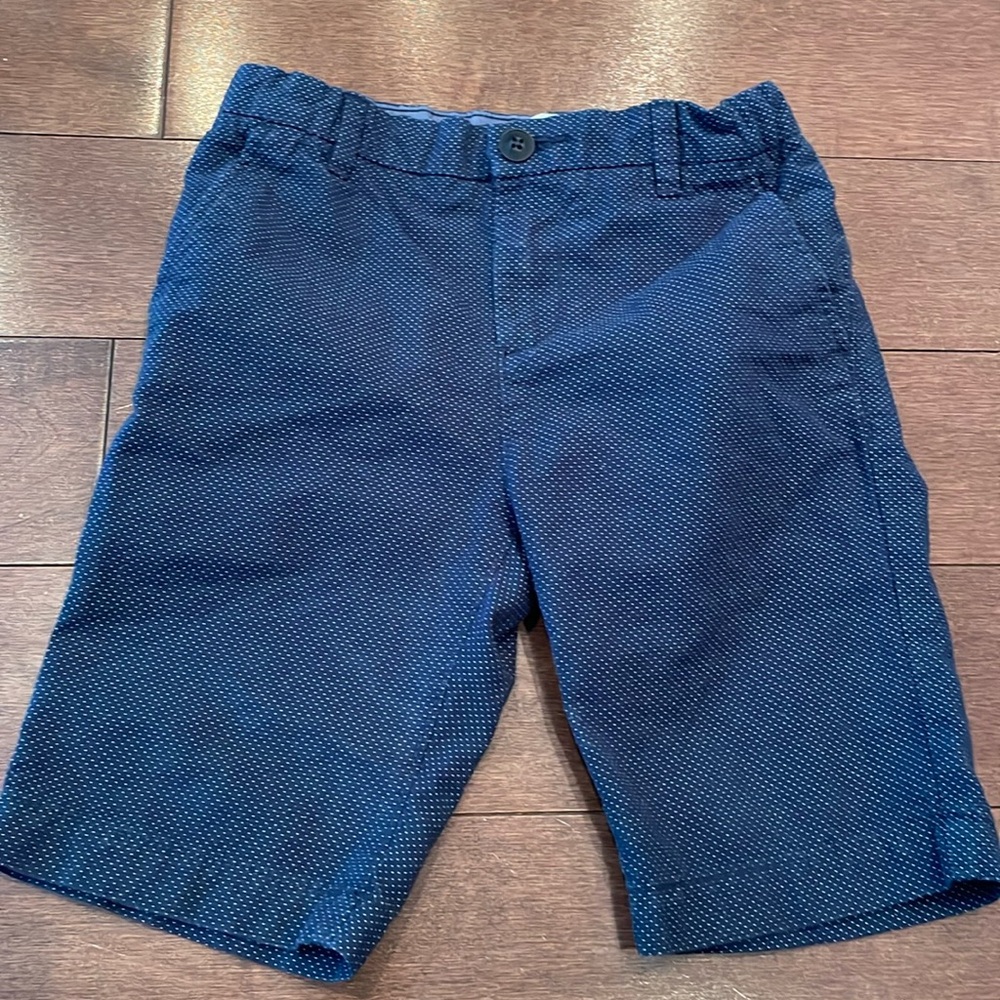 5/$25 H&M Navy shorts with white dots